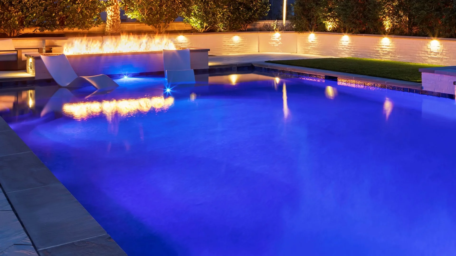 What Kind of Maintenance Do Saltwater Pools Need?